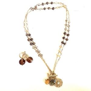 Gold tone charms jewels faux pearl medallion two way necklace & earring set
